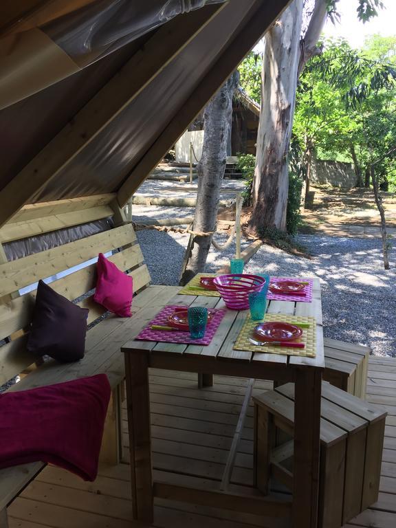 Camping Les Orangers San-Martino-di-Lota 객실 사진