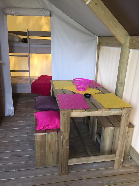 Camping Les Orangers San-Martino-di-Lota 객실 사진